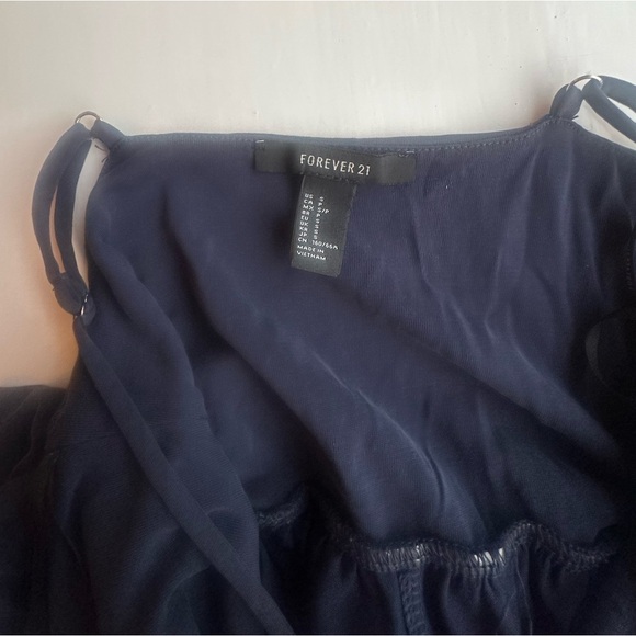 FOREVER 21 NAVY BLUE SIZE SMALL ROMPER - Picture 3 of 3